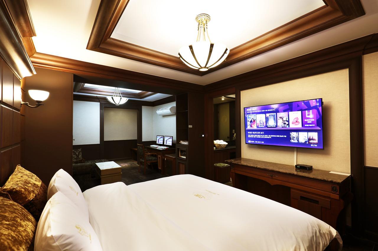 Bucheon Sr Hotel Exterior photo