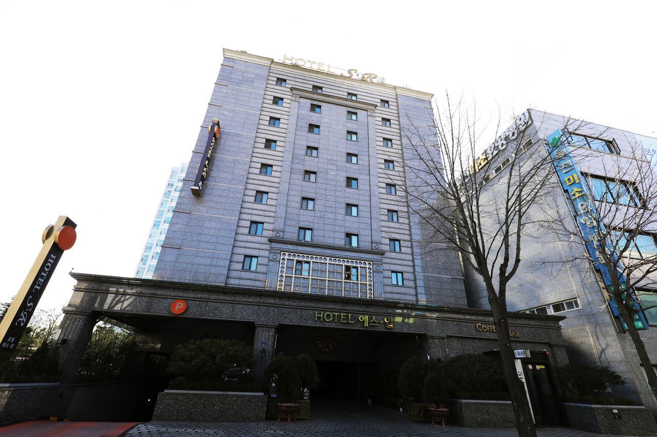 Bucheon Sr Hotel Exterior photo